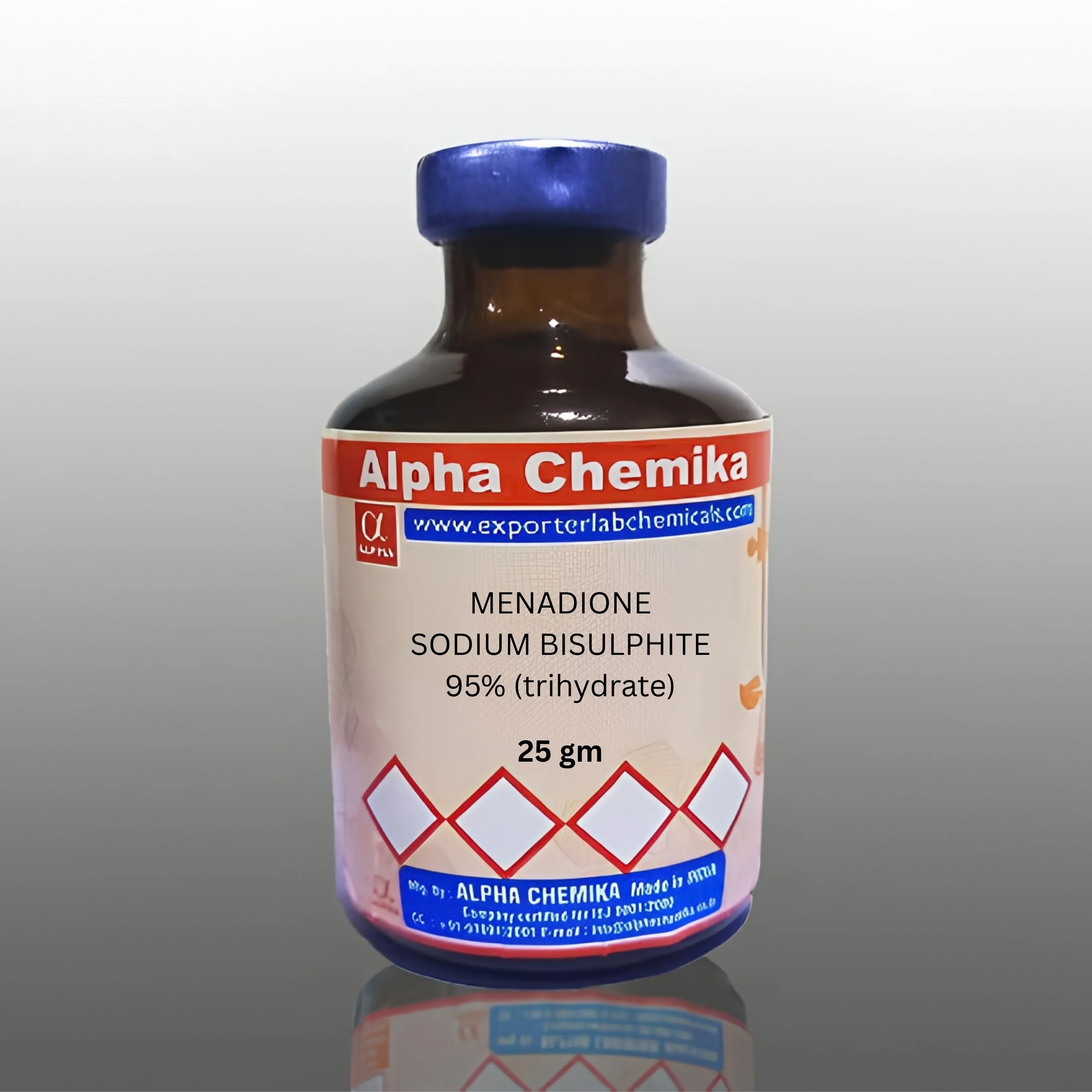 Menadione sodium bisulfite trihydrate